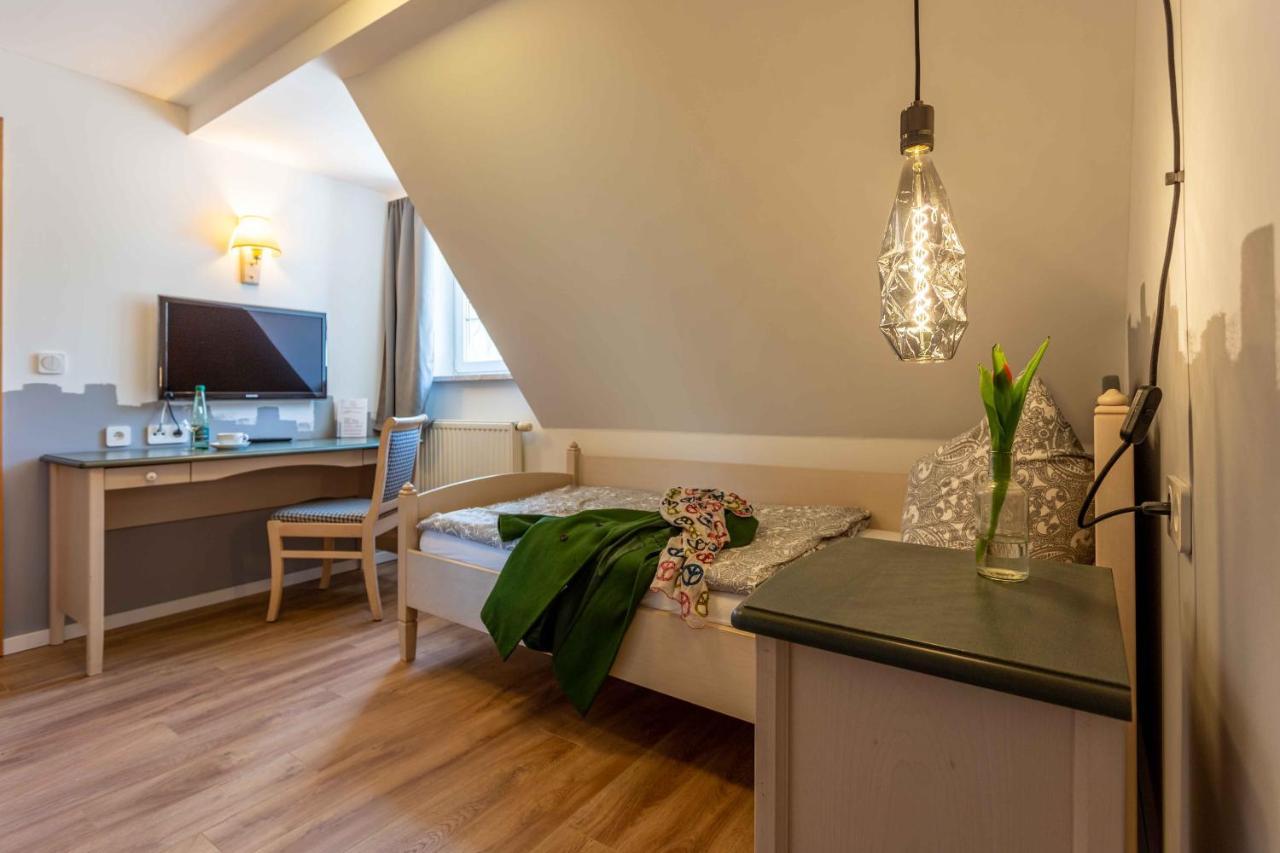 Landhotel Gutshof Hartenstein  Экстерьер фото
